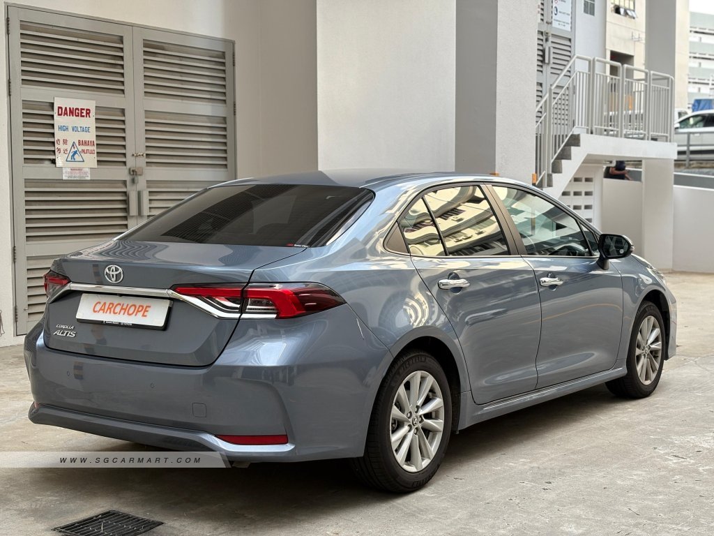 Toyota Corolla Altis 1.6A Standard