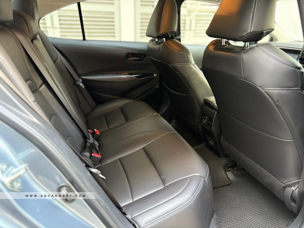 Toyota Corolla Altis 1.6A Standard