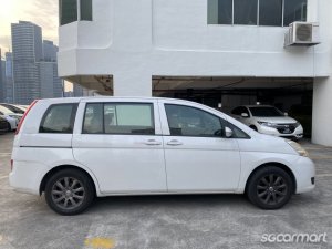 Toyota ISIS 1.8A LX (COE till 11/2028)