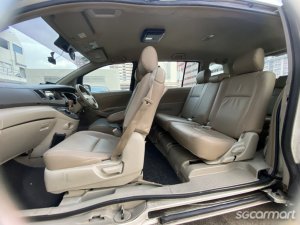 Toyota ISIS 1.8A LX (COE till 11/2028)