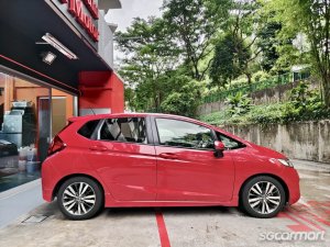 Honda Jazz 1.5A RS