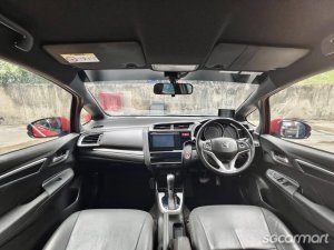 Honda Jazz 1.5A RS