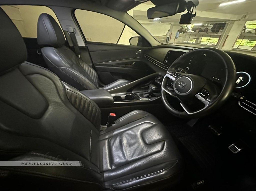 Hyundai Avante 1.6A S