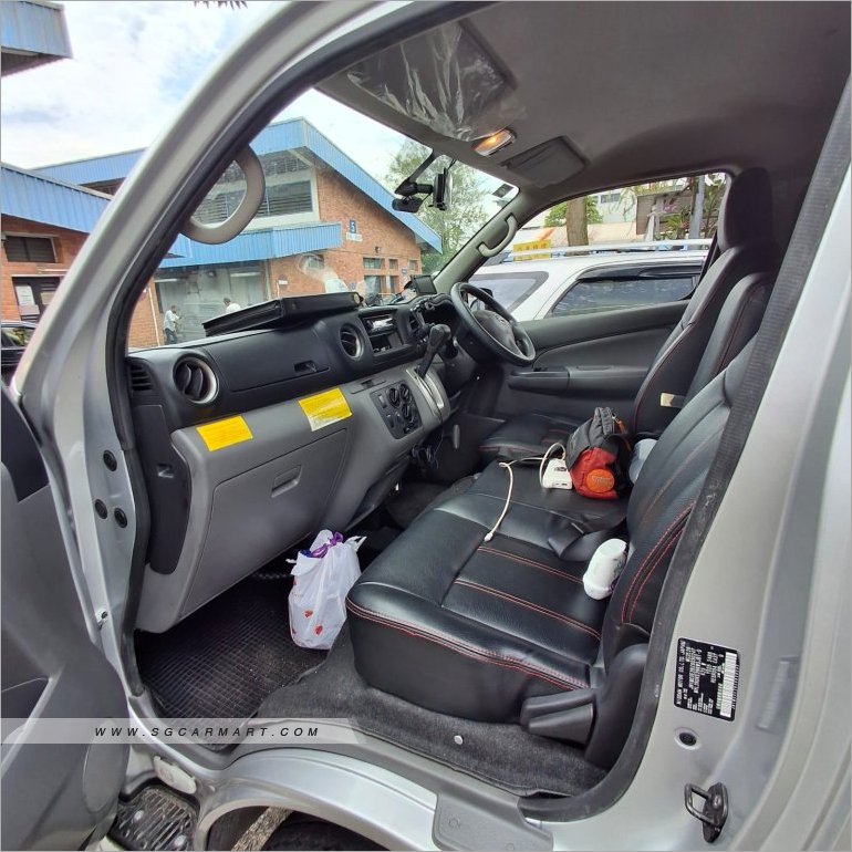 Nissan NV350 2.5A