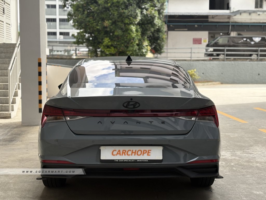 Hyundai Avante 1.6A S