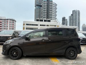 Toyota Sienta Hybrid 1.5A G