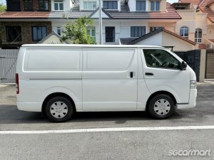 Toyota Hiace 3.0M (New 5-yr COE)