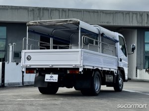 Mitsubishi Fuso Canter FEA01