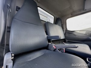Mitsubishi Fuso Canter FEA01