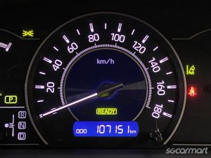 Toyota Noah Hybrid 1.8A X