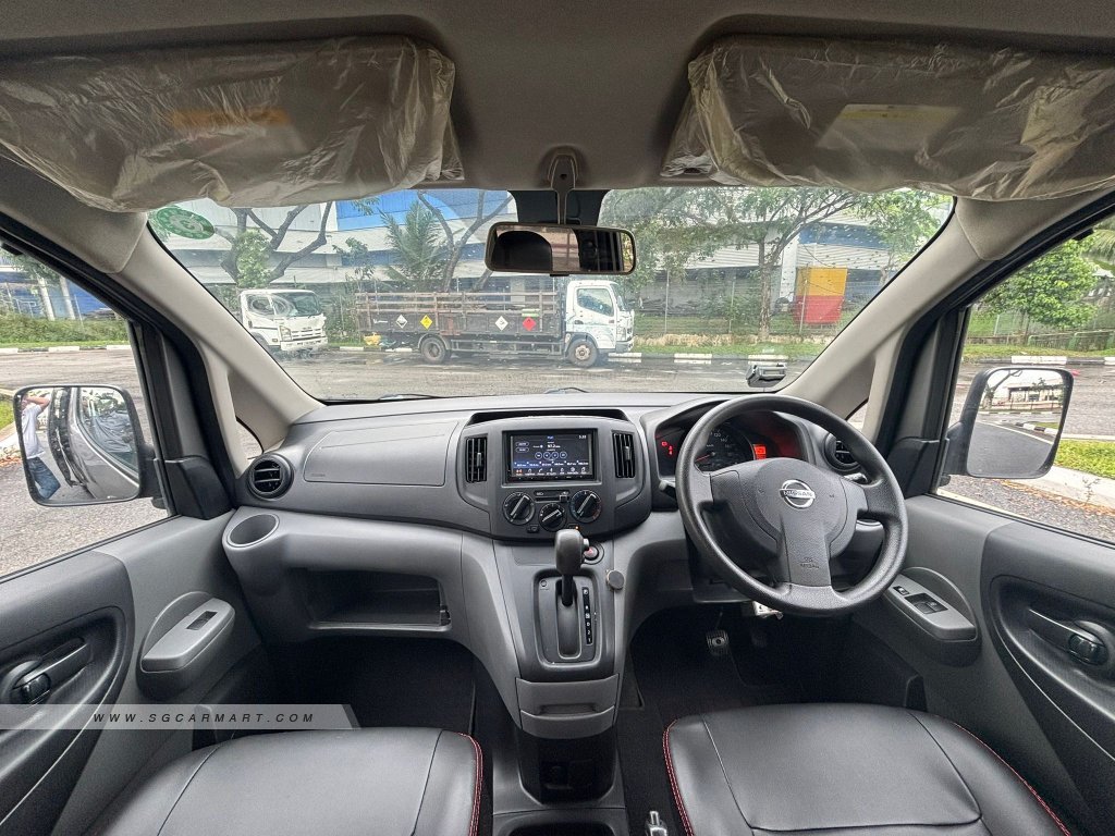 BMW 5 Series 523i Highline - Side Front