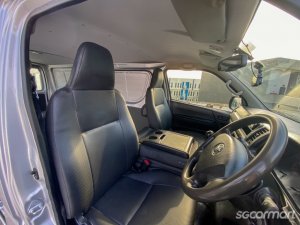 Toyota Hiace 3.0M (New 5-yr COE)