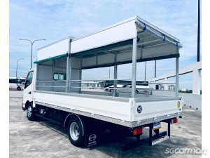 Hino XZU710R