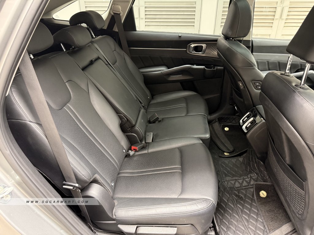 Kia Sorento Diesel 2.2A SX Sunroof