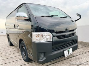 Toyota Hiace 2.8A Super GL Dark Prime