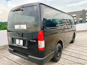 Toyota Hiace 2.8A Super GL Dark Prime