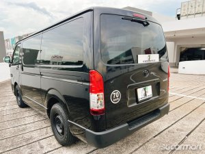 Toyota Hiace 2.8A Super GL Dark Prime