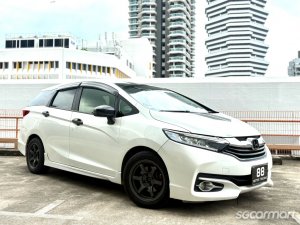 Honda Shuttle Hybrid 1.5A X