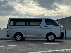 Toyota Hiace 2.8A DX