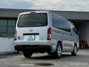 Toyota Hiace 2.8A DX