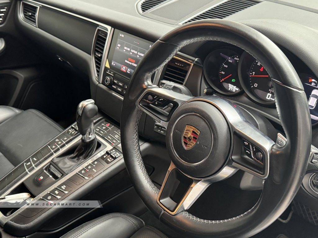 Porsche Macan 2.0A PDK