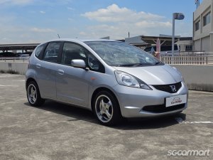 Honda Fit 1.3A G (COE till 11/2027)
