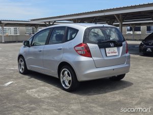 Honda Fit 1.3A G (COE till 11/2027)