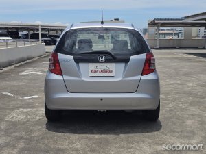 Honda Fit 1.3A G (COE till 11/2027)