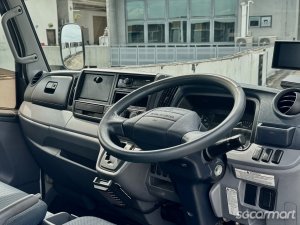 Mitsubishi Fuso Canter FEA01 (New 5-yr COE)