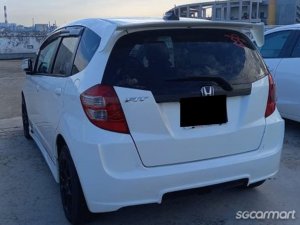 Honda Fit 1.3A G (COE till 03/2029)