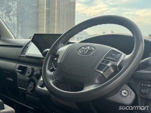 Toyota Hiace 2.8A DX