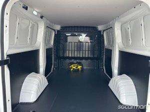 Maxus eDeliver 5 Electric