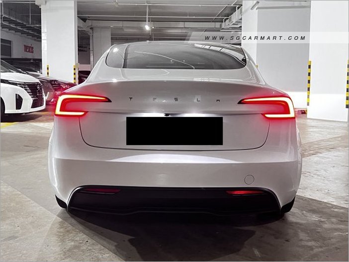 Tesla Model 3 Electric RWD