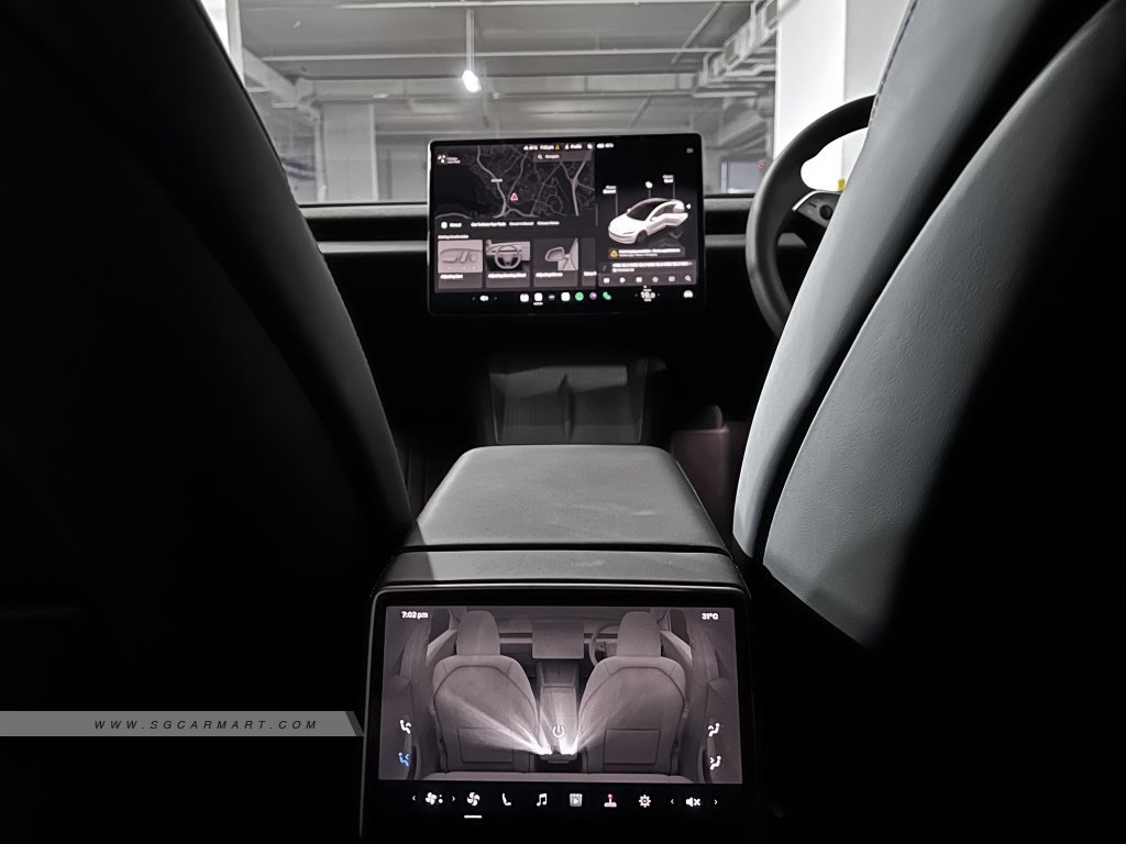 Tesla Model 3 Electric RWD
