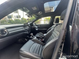 Kia Cerato 1.6A SX Sunroof