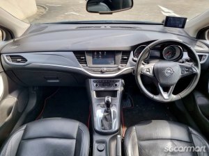 Opel Astra Sports Tourer Diesel 1.6A Turbo