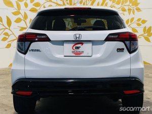 Honda Vezel Hybrid 1.5A RS