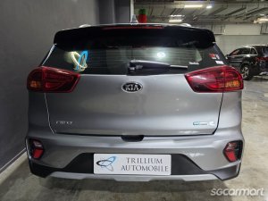 Kia Niro Hybrid 1.6A GDi DCT Sunroof