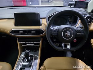MG HS 1.5A Turbo Panoramic Roof