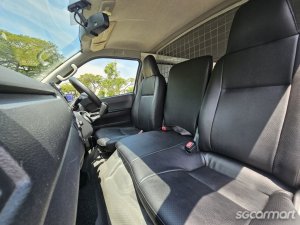Toyota Hiace 3.0M