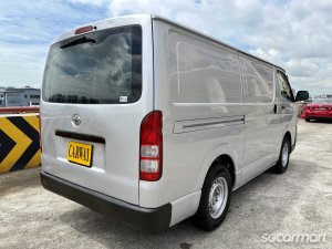 Toyota Hiace 3.0M (New 5-yr COE)