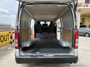 Toyota Hiace 3.0M (New 5-yr COE)