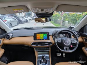 MG HS 1.5A Turbo Panoramic Roof