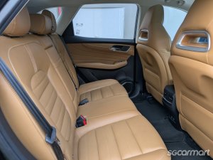 MG HS 1.5A Turbo Panoramic Roof