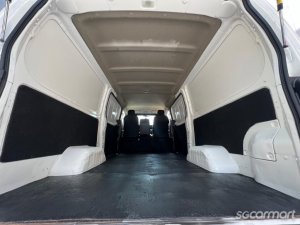 Nissan NV350 2.5M