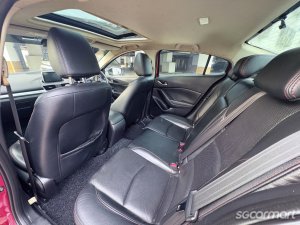 Mazda 3 1.5A Sunroof