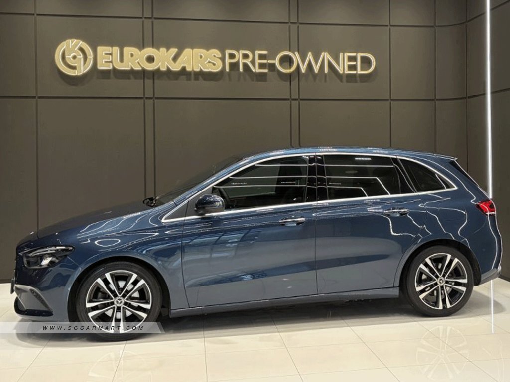 Mercedes-Benz B-Class B200 Progressive