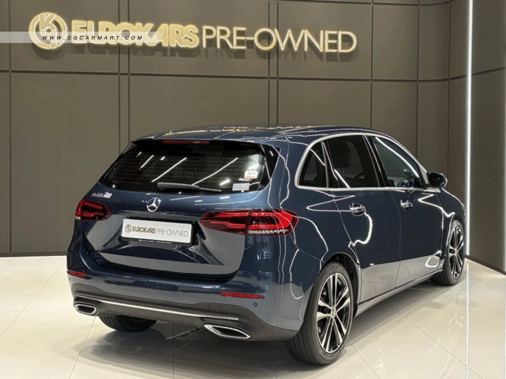 Mercedes-Benz B-Class B200 Progressive