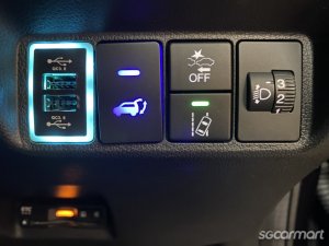 Honda Shuttle 1.5A G Honda Sensing