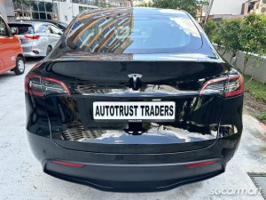 Tesla Model Y Electric RWD